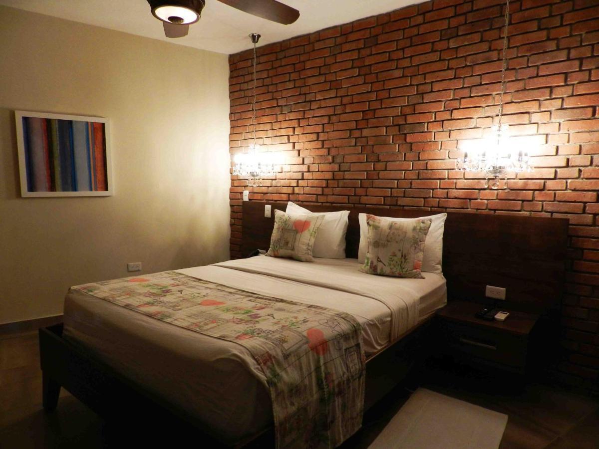 Mon Hotel Boutique Constanza Exterior photo